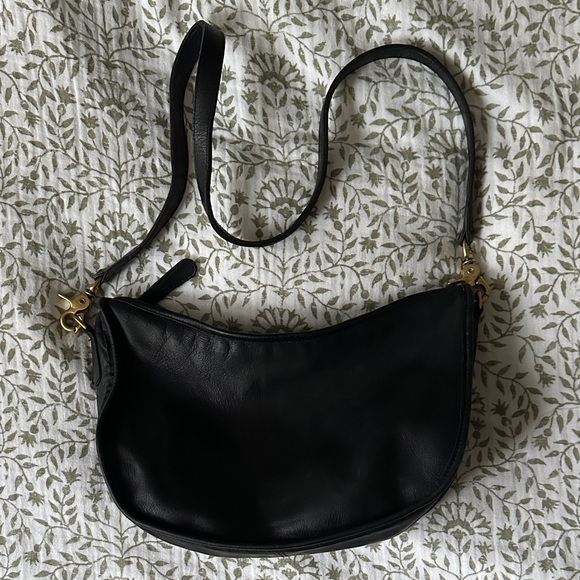Coach • Vintage Black Leather Sling - Picture 1 of 16